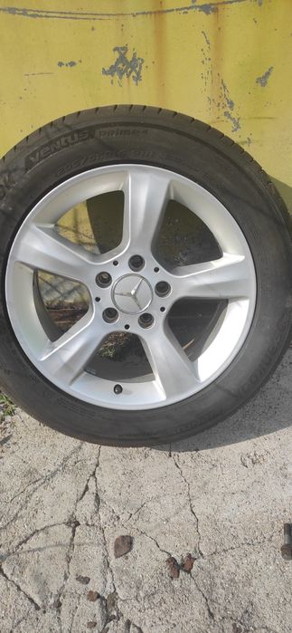 Гуми с джанти за Мерцедес