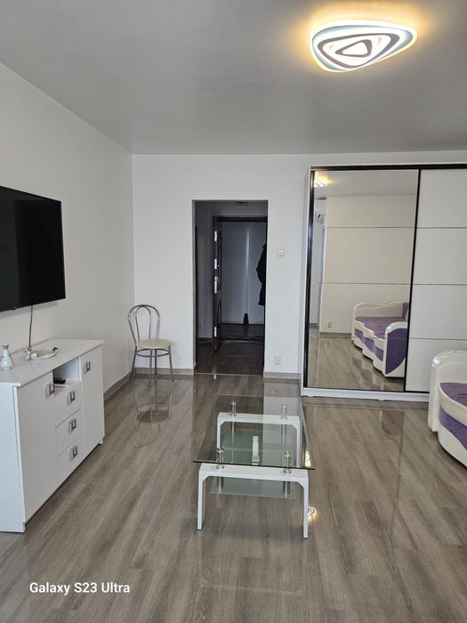 Inchiriez garsoniera drumul taberei 34 metrou sector 6