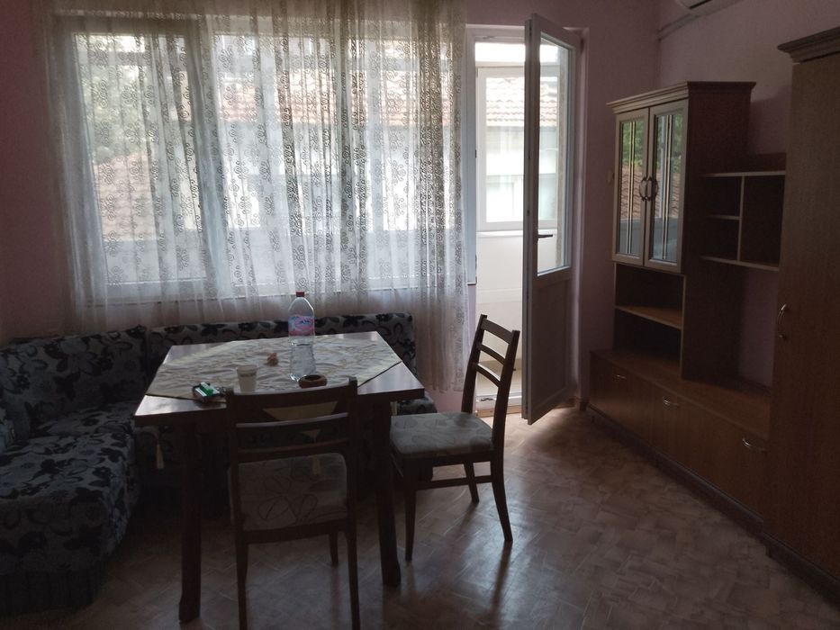 Дава се под наем Тристаен апартамент в Варна, ВИНС - 65 кв.м за 612 € - Снимка #7