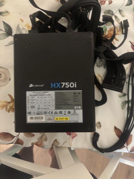 Sursa corsair platinum hx750i