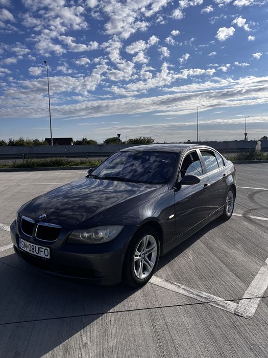 BMW 320d E90 – Automată, Navigație Mare, Întreținută!