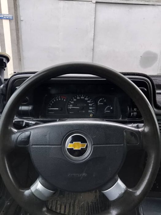 Арзон нексия сотилади