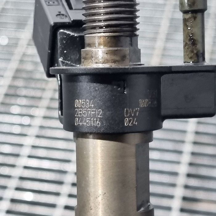 Injector BMW X1 E84 2.0 Diesel 2009 - 2015 177CP N47 D20C Euro5 (1467) Diesel 0445116024