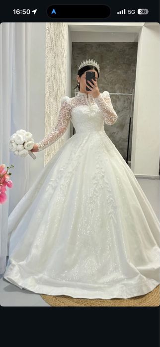 Новый  свадебное платье
