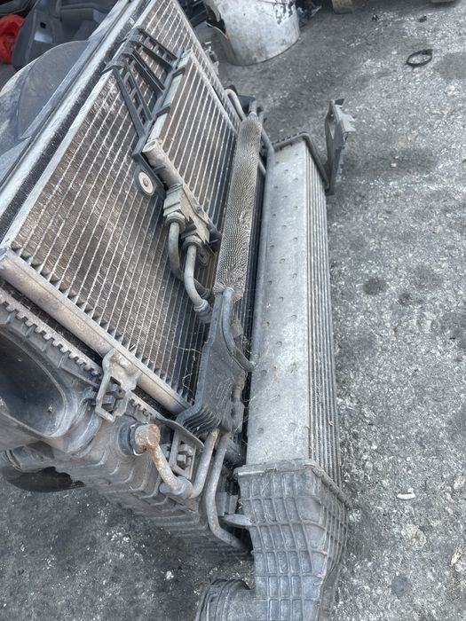 Мерцедес w211 w219 320cdi / 350 cdi Радиатор , Перка , Кулер