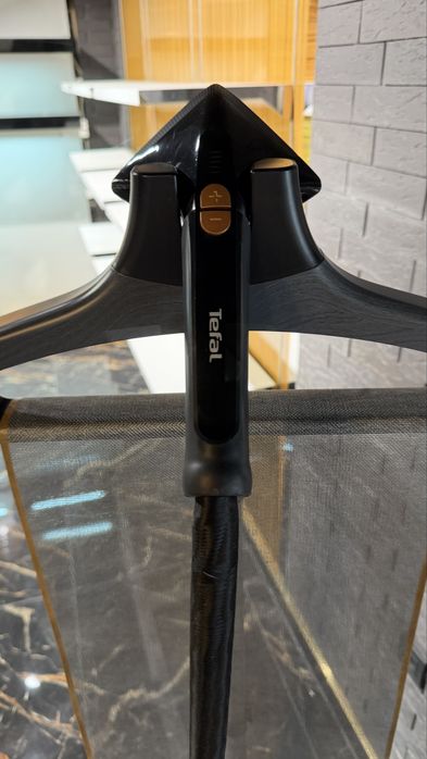 Продам отпариватель для одежды