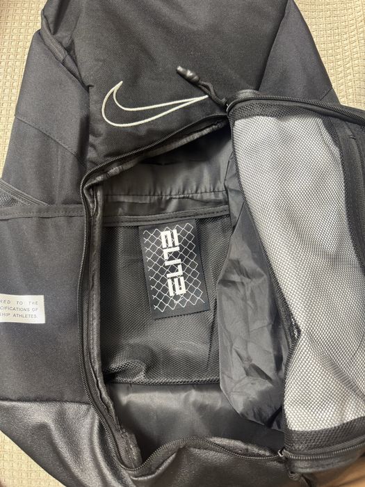 Продам новую сумку nike elite bag