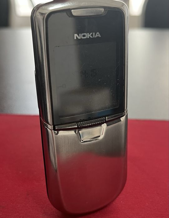 Телефон Nokia 8800
