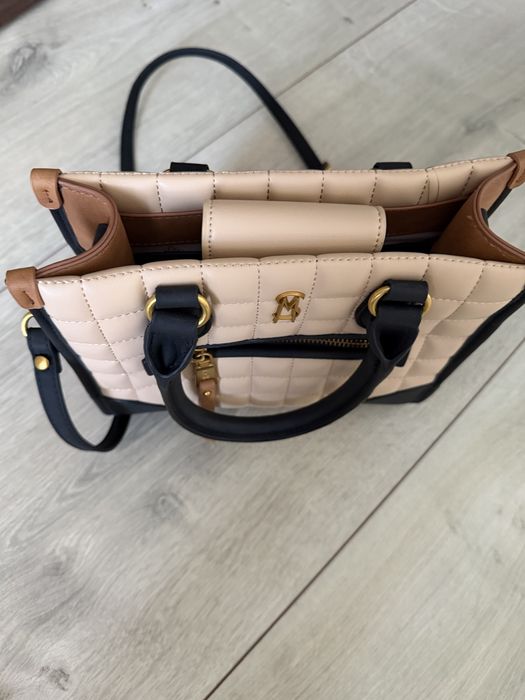 Gentuta noua Steve Madden