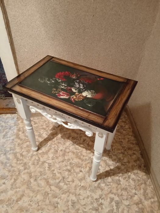 Продам столики ,ручной работы.