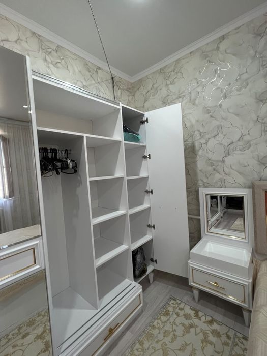 Спальный гаринтур сатылады бари бірге срочно