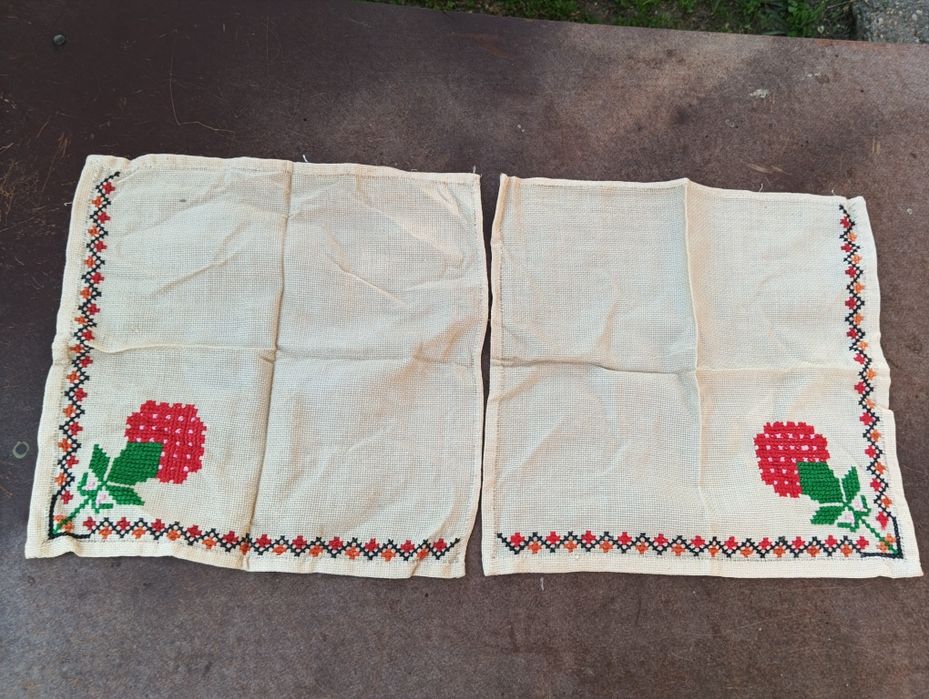 Стари ръчно бродирани кърпички