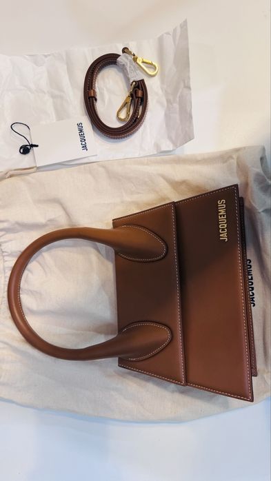 Geanta Jacquemus Grand Chiquito maro