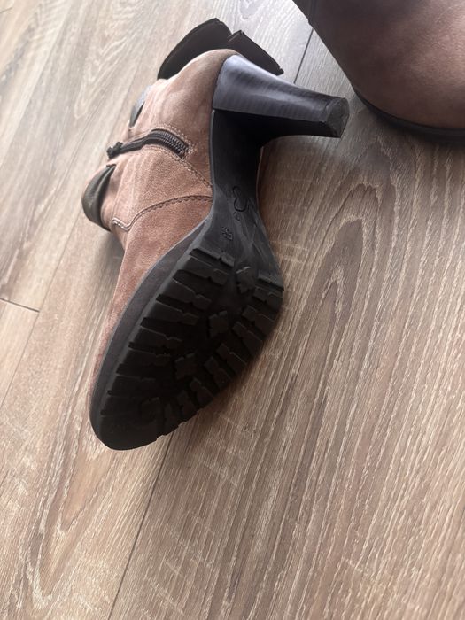 Botine dama piele intoarsa