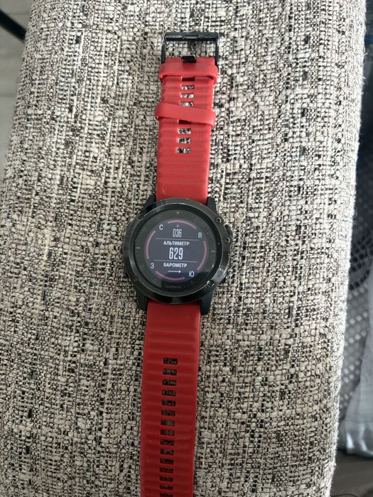 Продам часы Garmin