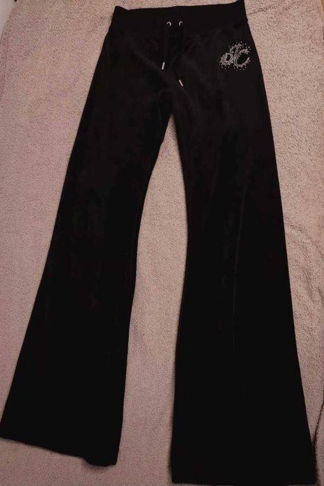 Juicy Couture y2k style