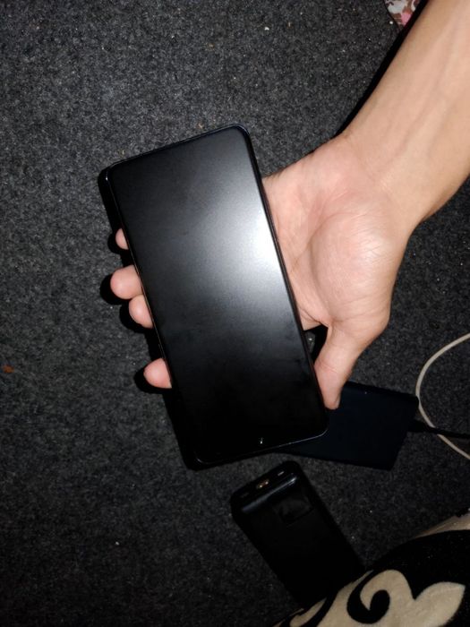 Samsung Galaxy S20 Ultra  380$