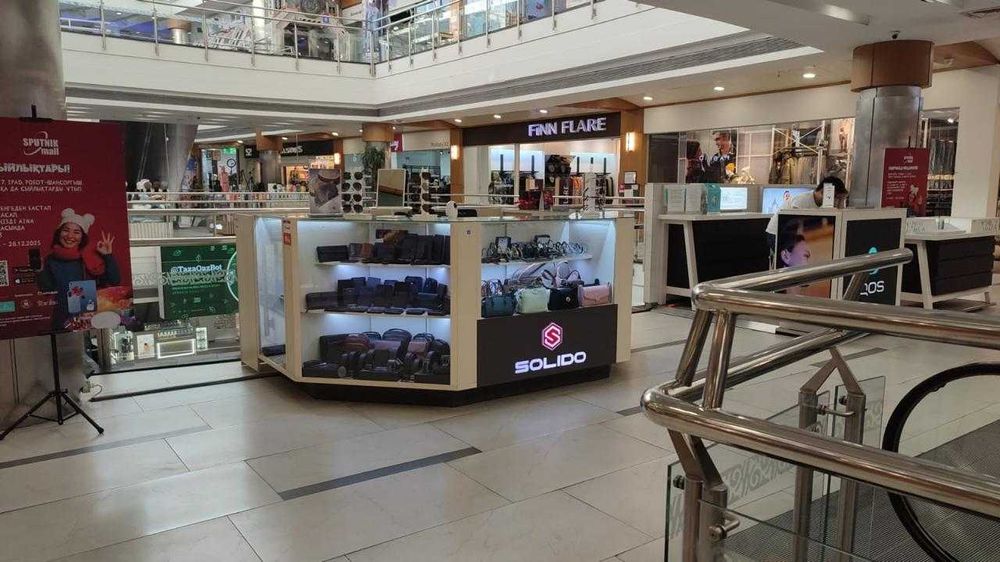 Продаю островок в ТРЦ Спутник