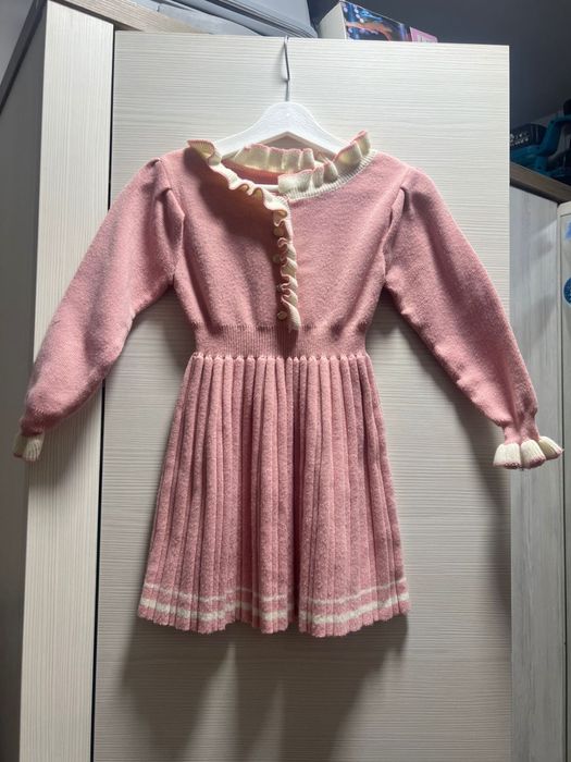 Продам детские вещи