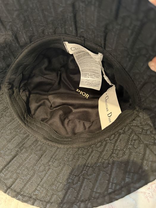 Dior D-Bobby bucket hat