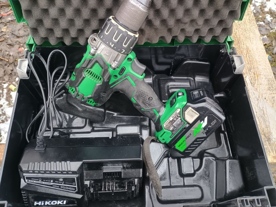 Filetanta hikoki dv36da , baterie 5 ah,cutie,incarcator
