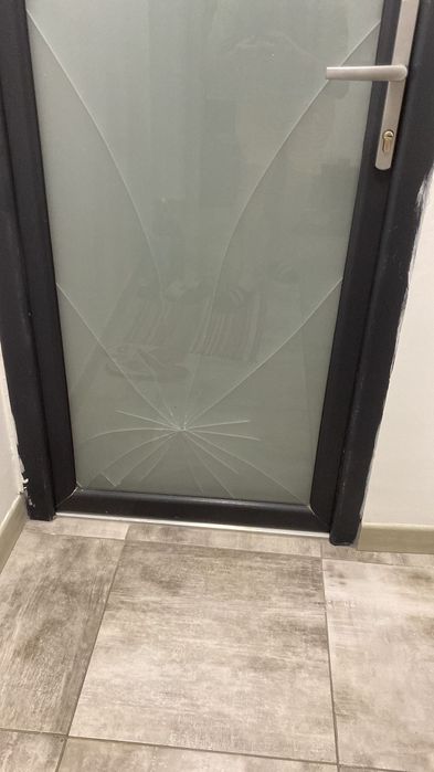 Reparații termopane sector 5 ,6