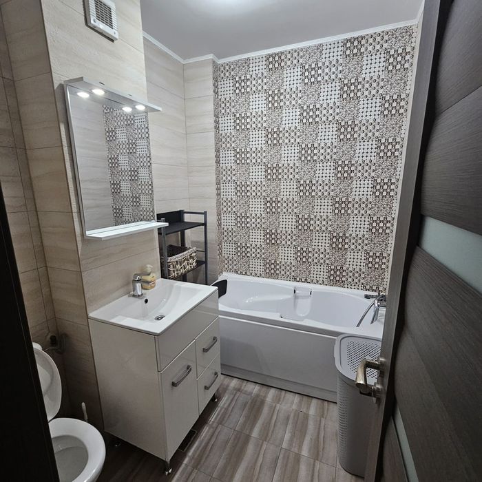 Închiriez apartament 2 camere