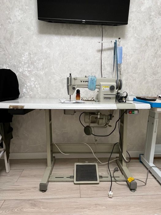 Продается швейная машина