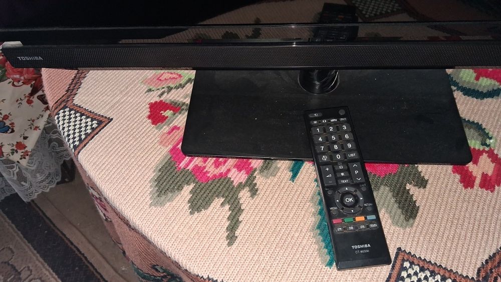 Tv  Toshiba 80 cm