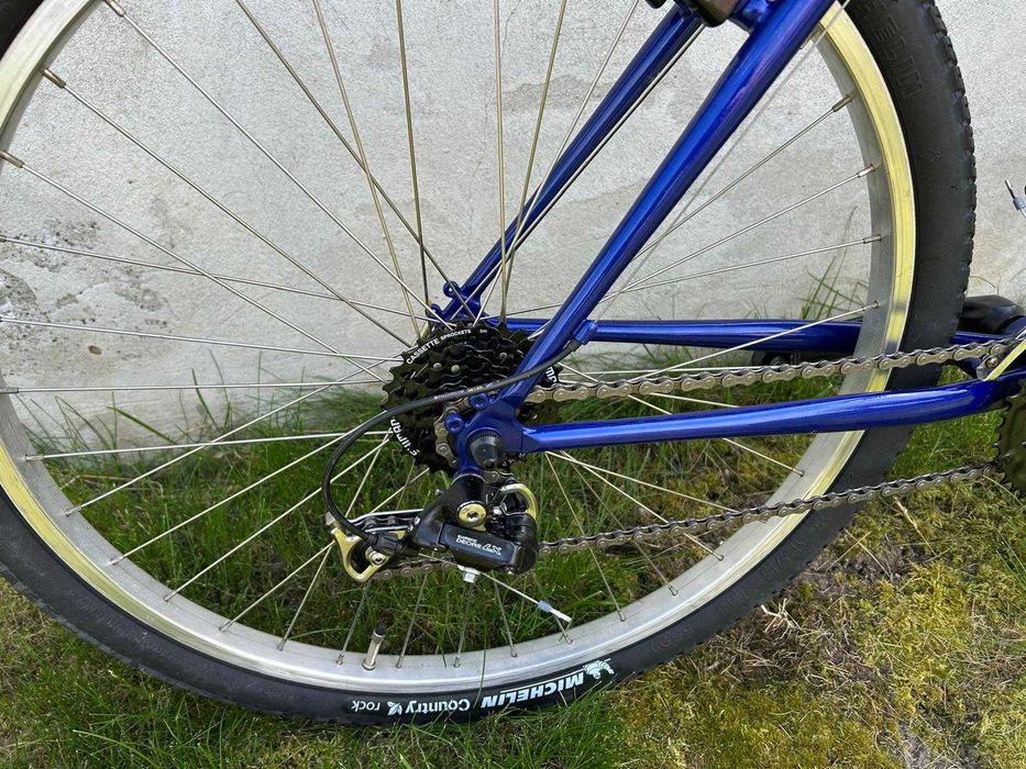Bicicleta cadru carbon (ca nouă)