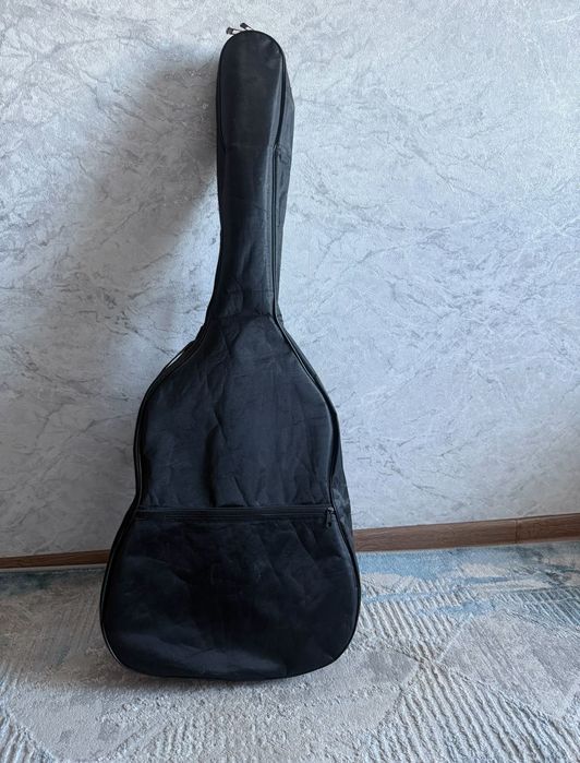 продам классическую гитару