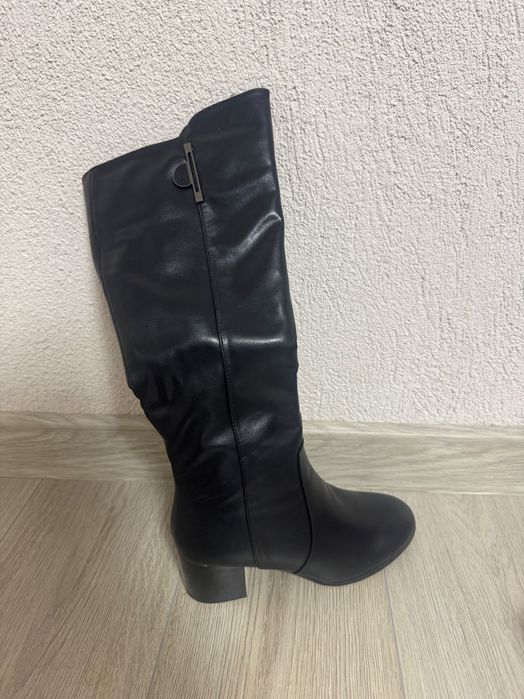 Дамски зимни ботуши