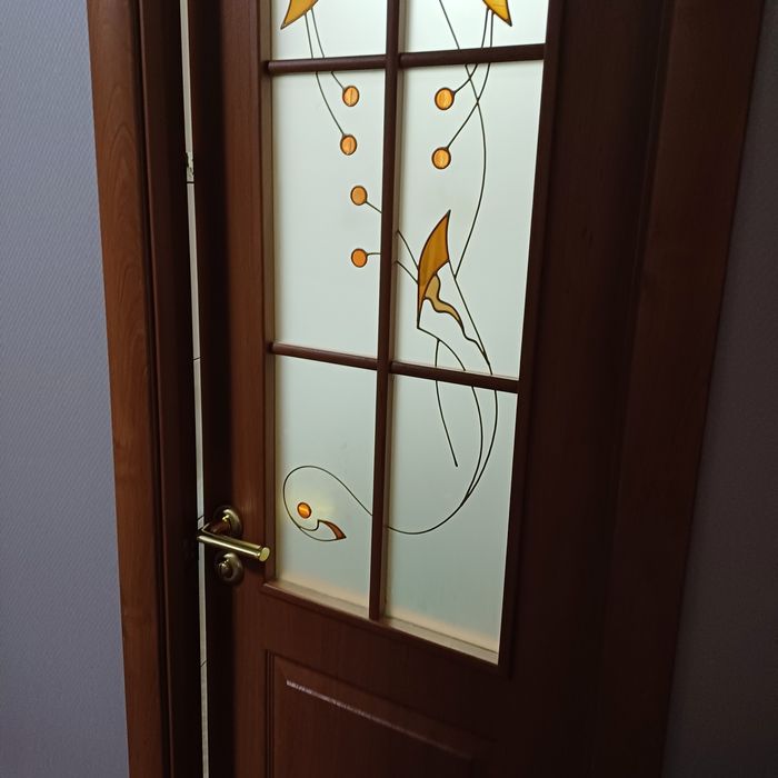 Продам дверь межкомнатную.