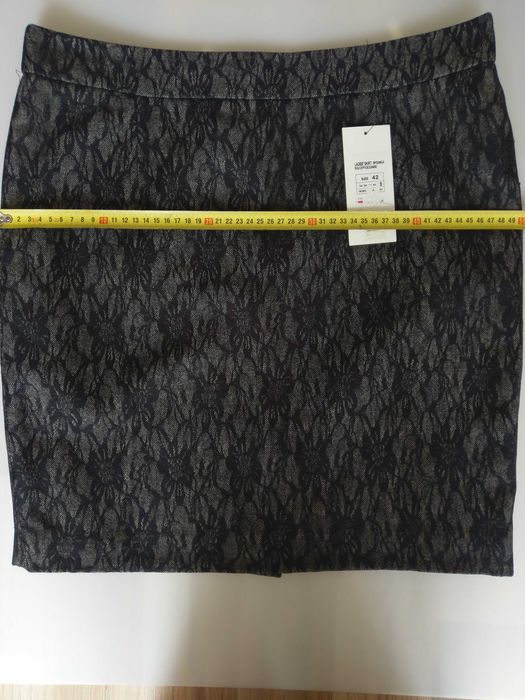 Пола вълнена размер М