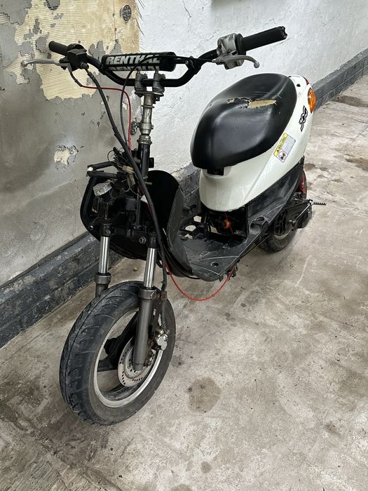 Продам yanaha jog