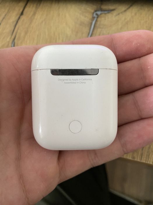 Apple AirPods 2