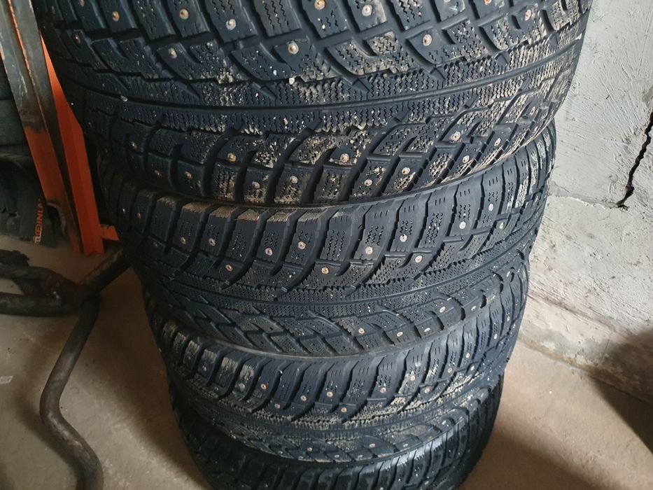 Продам зимние шины