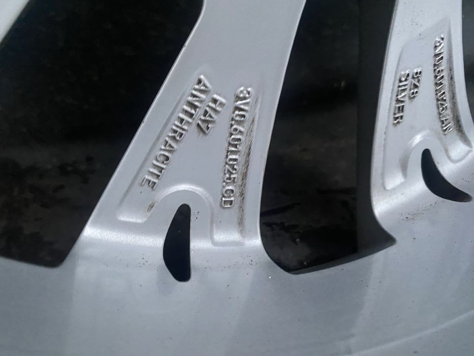 Janta aliaj 18" Skoda Superb 3