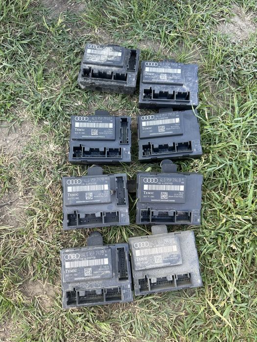 Стъклоповдигач моторче брава модул врата Audi Q7 4L ауди кю7 4л