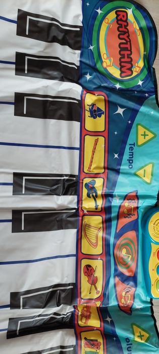 Детско музикално килимче