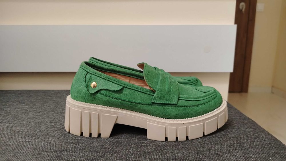 Зелени обувки от велур