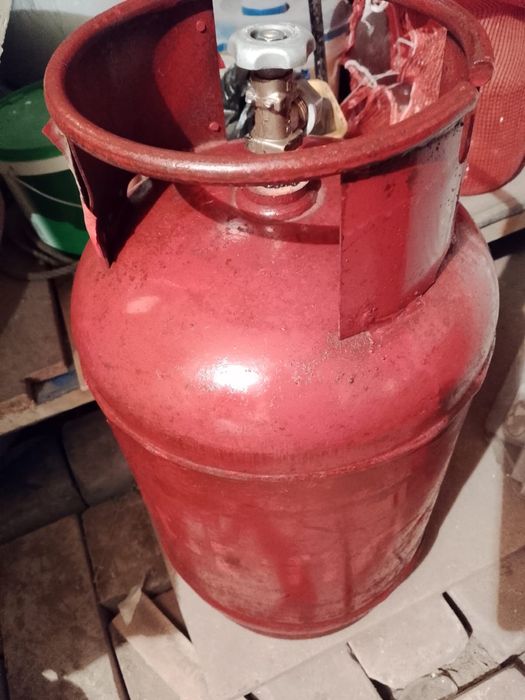 Газовый баллон (пропан)