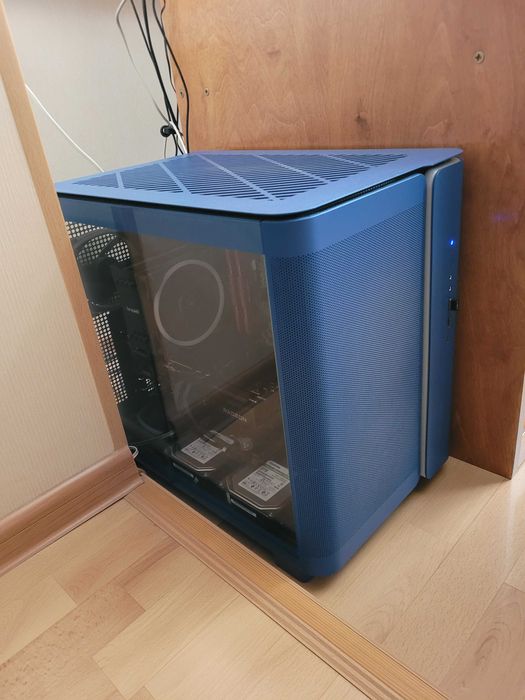 Продается готовая платформа AM4 x570 / 3700x / 32gb 3200Mhz / 750W