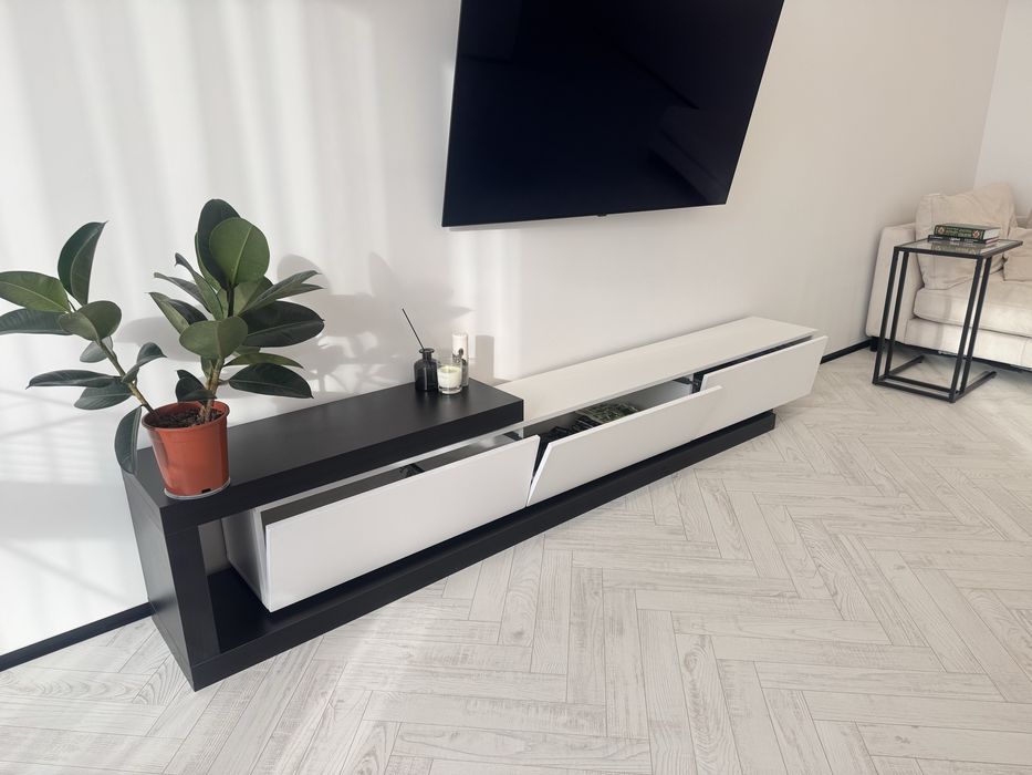 Тумба под ТВ напольная