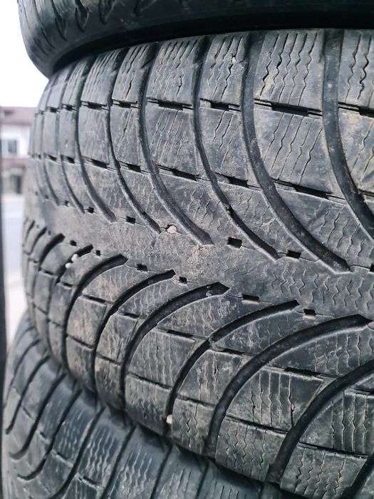 235 55 18 Michelin 4 anvelope iarna