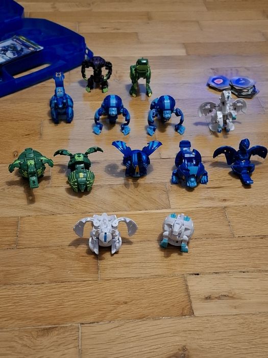 Оригинални бакуган топчета. 13 на брой.