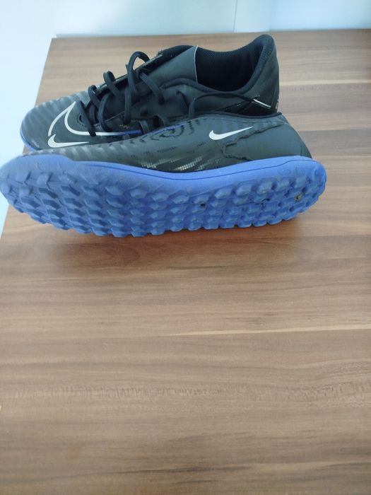 Спортни обувки като нови