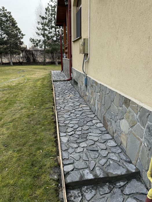 Vand piatra decorativa si montez