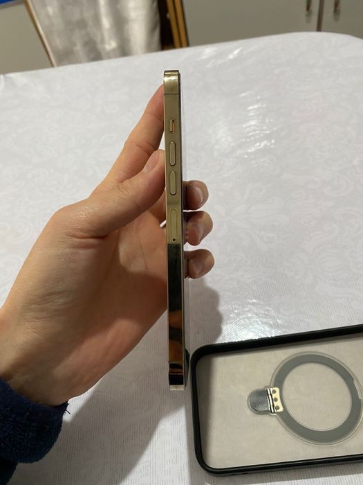 Продам айфон 13 про макс