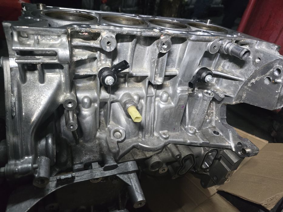 Bloc motor ambielat,chiuloasa complecta motor 1.3TCE renault/mercedes